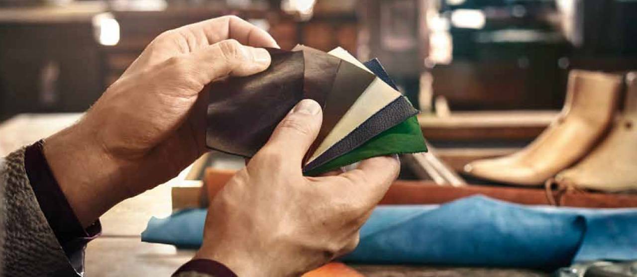自己修復型塗膜を再現する MINI オリジナル水性塗料システム"カラー・システム"